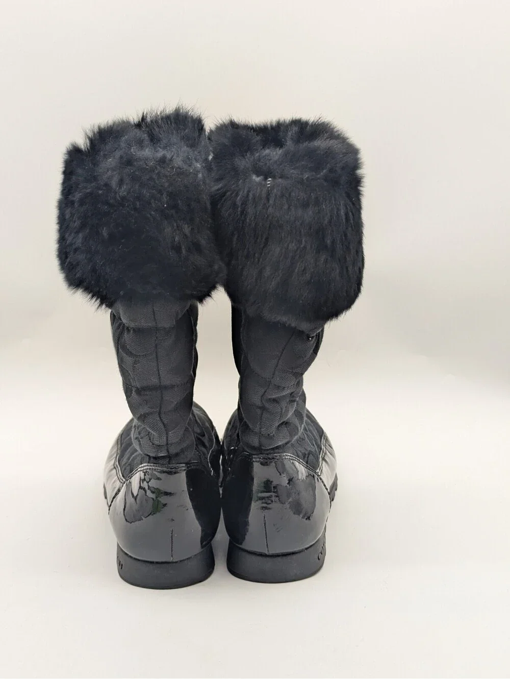 Coach Joyous Quilted Faux Fur Snow Boots Women's size 6 Black Mid-Calf Winter
